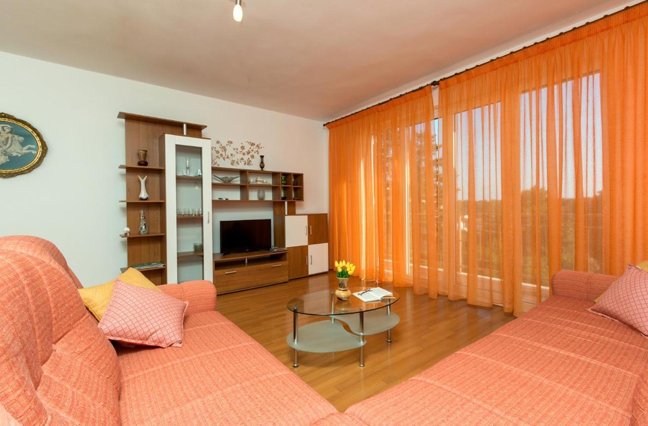 Apartment Rubina With Secure Parking ميدولين المظهر الخارجي الصورة